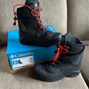 Columbia youth bugaboo IV  boys 5 winter boot ski snow